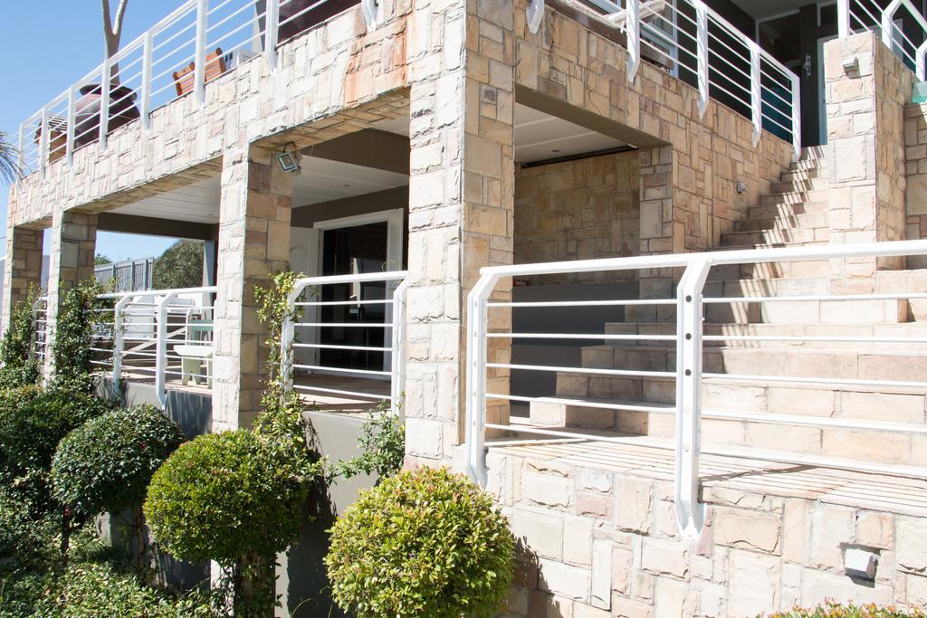 4 On Montagu Accommodation Mossel Bay Exterior photo