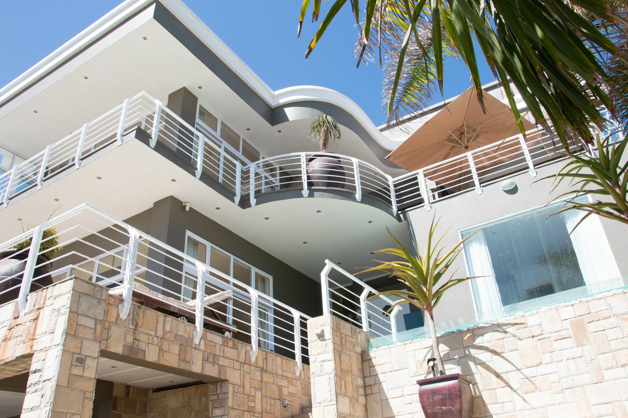 4 On Montagu Accommodation Mossel Bay Exterior photo