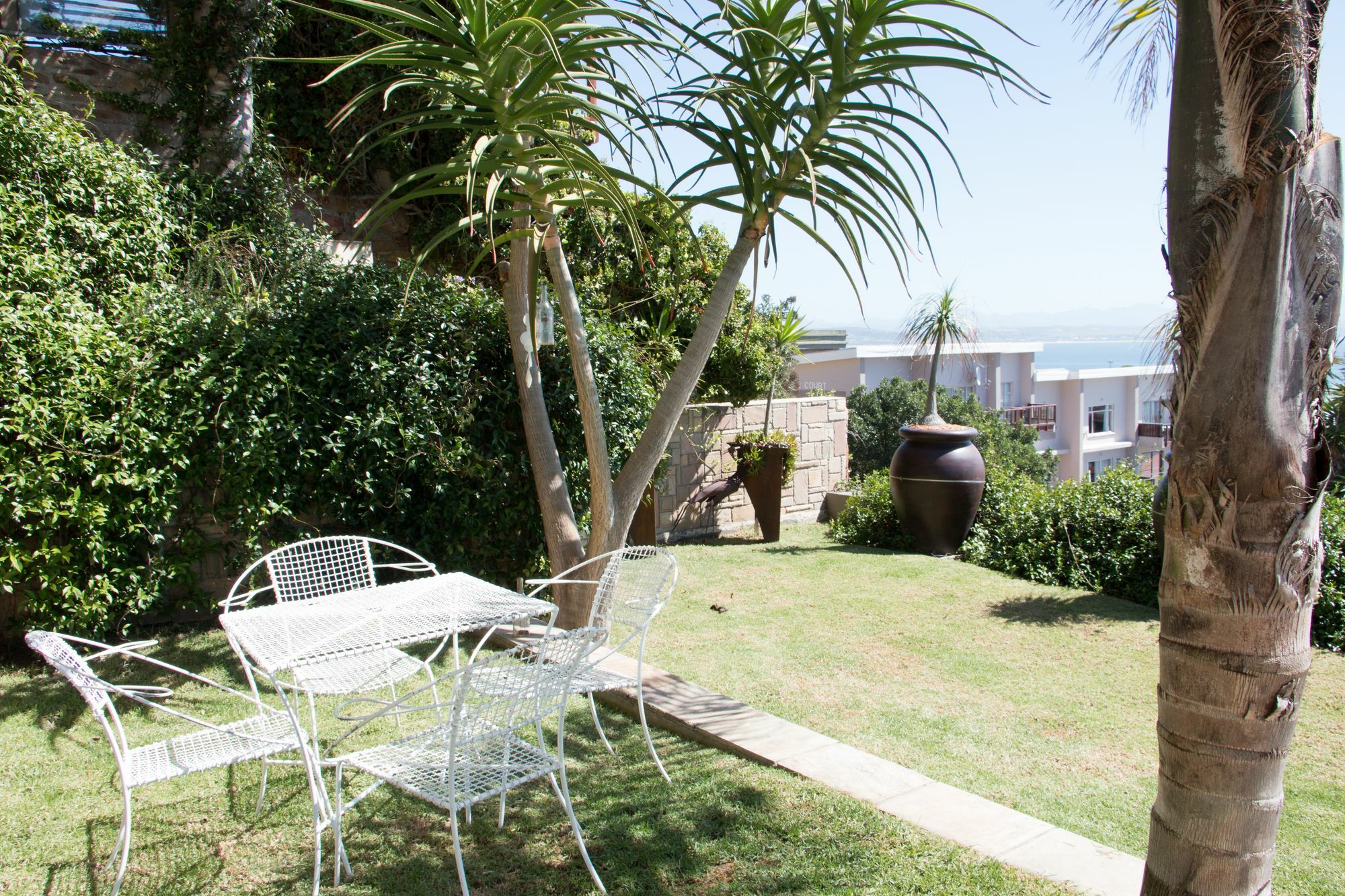 4 On Montagu Accommodation Mossel Bay Exterior photo