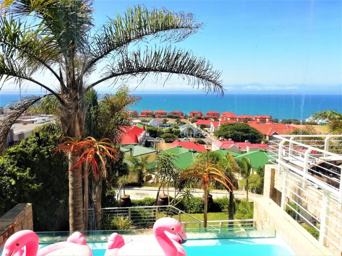 4 On Montagu Accommodation Mossel Bay Exterior photo